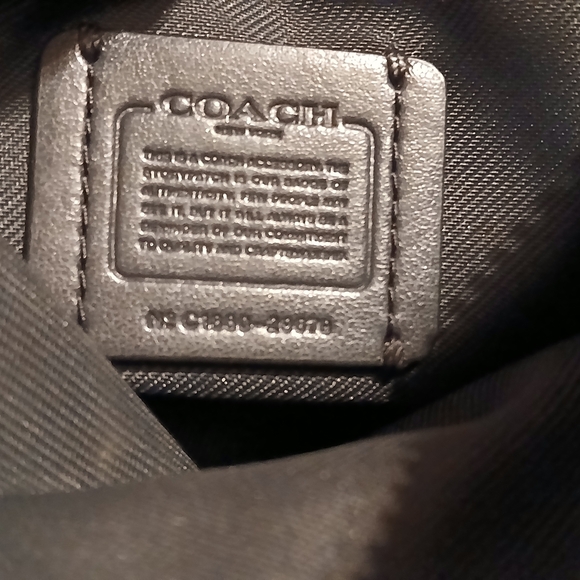 Coach Robin’s Egg Blue Crossbody w/ Heart Appliqué – Gunmetal HW – NWOT - Picture 5 of 11